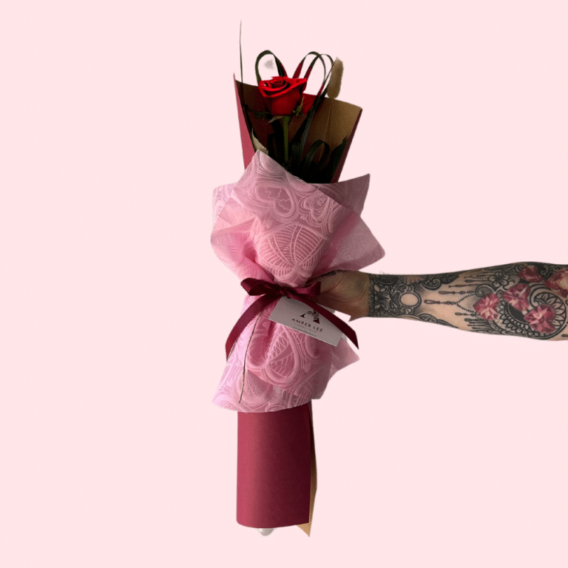 sweetheart-kiss-single-red-rose-whangarei